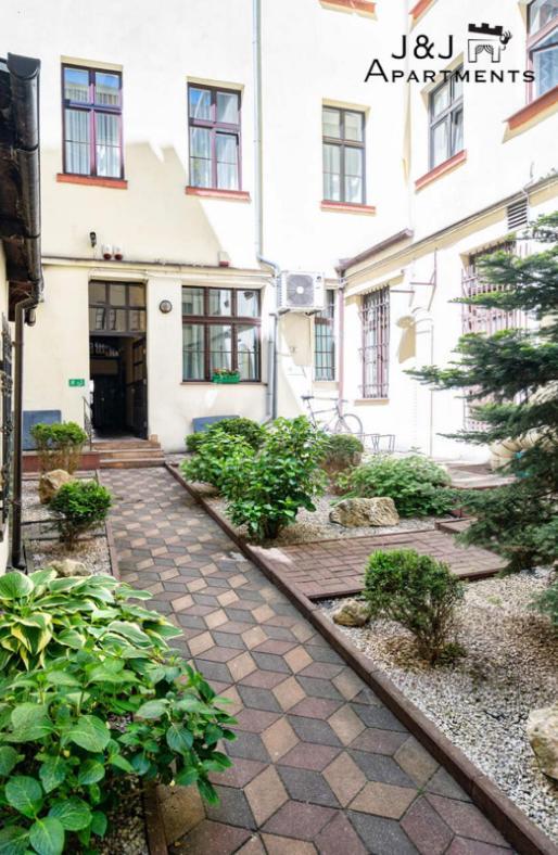 J&j łazienna 30 10-5 Apartament *